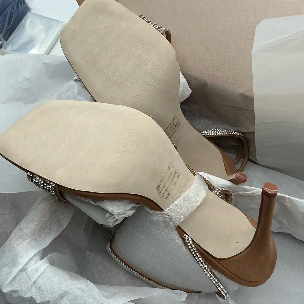NWT Steve Madden Womens Kamila R Beige Strappy Ankle‎ Strap 11 Medium